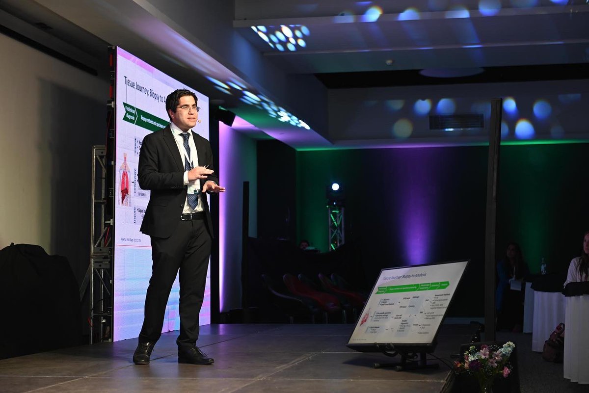 SamtaniSuraj's tweet photo. Gran Jornada de Actualización de Inmunoterapia en Cancer! 
Un honor escuchar y poder compartir experiencias junto a  @ogarrieta @AndresFCardonaZ @GRecondoMD @CLICaP_ en 🇨🇱 https://t.co/zlyTovwZb4