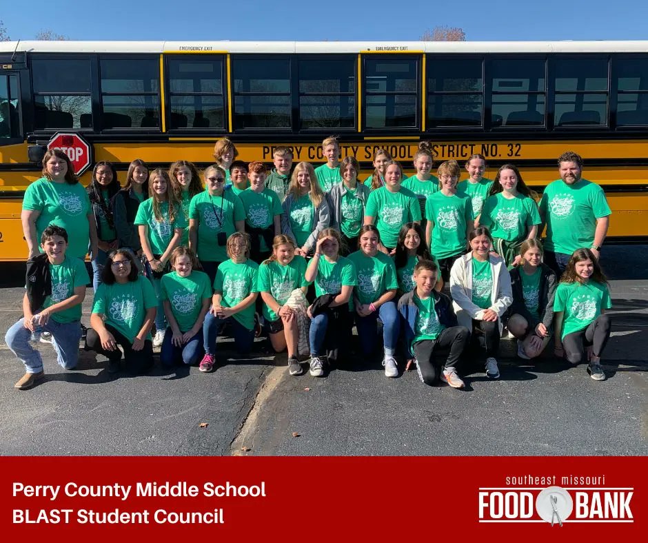semofoodbank's tweet photo. Big thanks to our volunteer groups from this week: Drury Southwest, Inc., Perry County Middle School BLAST Student Council, Scott City R-1 Schools JAG and Collegiate DECA of SEMO.

They all did a wonderful job! https://t.co/1jajO1qZvf