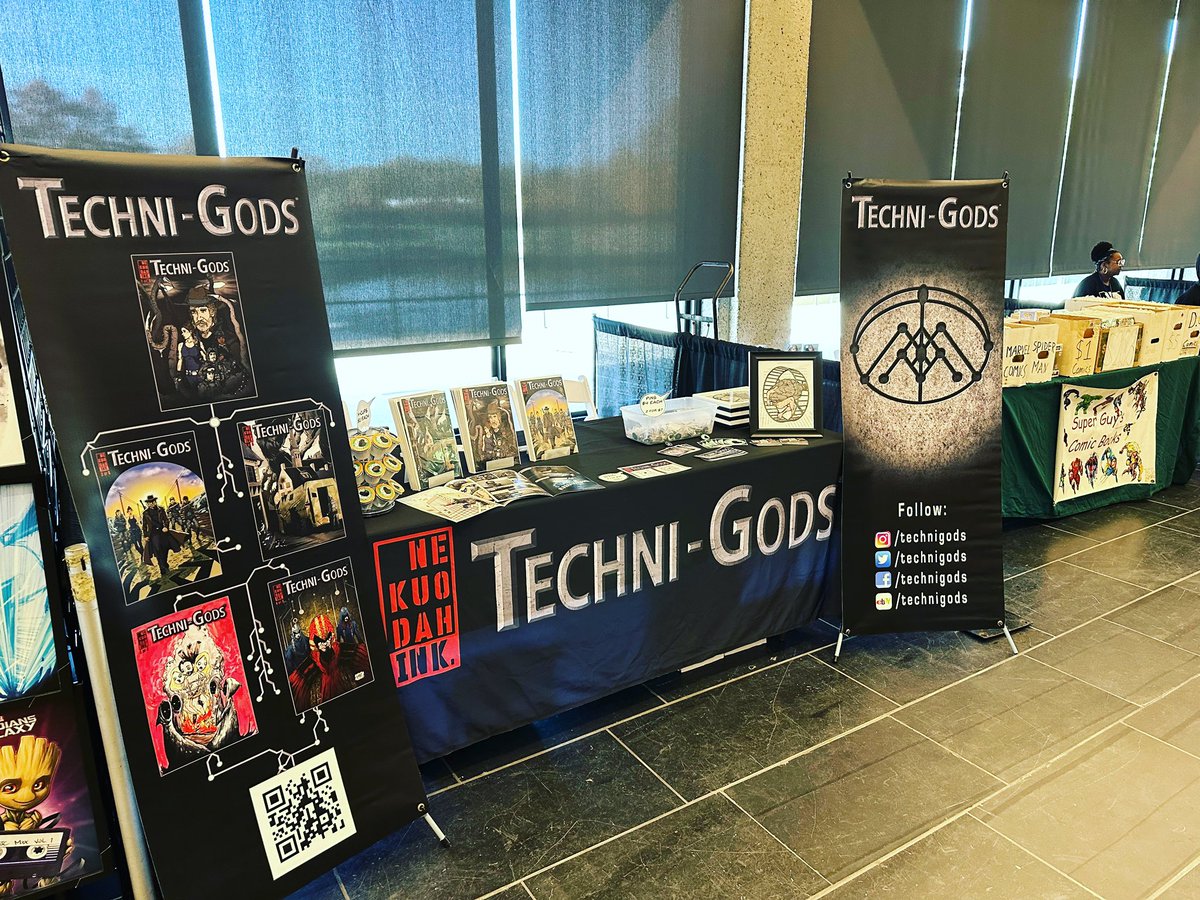 TechniGods's tweet photo. All set up @superjerseyexpo stop on by at Booth #708 and pick up some comic books!

#superjerseycomicexpo #technigods #indiecomics #comicbooks #comiccon #letsgo https://t.co/UmEUMRBsFo