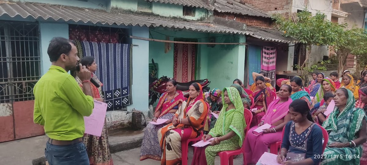 MC_Hinjilicut's tweet photo. All women awareness programme at Ward No.-16, we aware on segragation of waste, #useofdustbin and ban on #singleUsePlastic, #ZeroUsePlastic. We request all to #JoinHandsTogether to make our city #Plasticfree.
@DUDA_Ganjam
@Ganjam_Admin
@HUDDeptOdisha
#SwachhaSurvekshan2023 https://t.co/hELZJTq9Pe