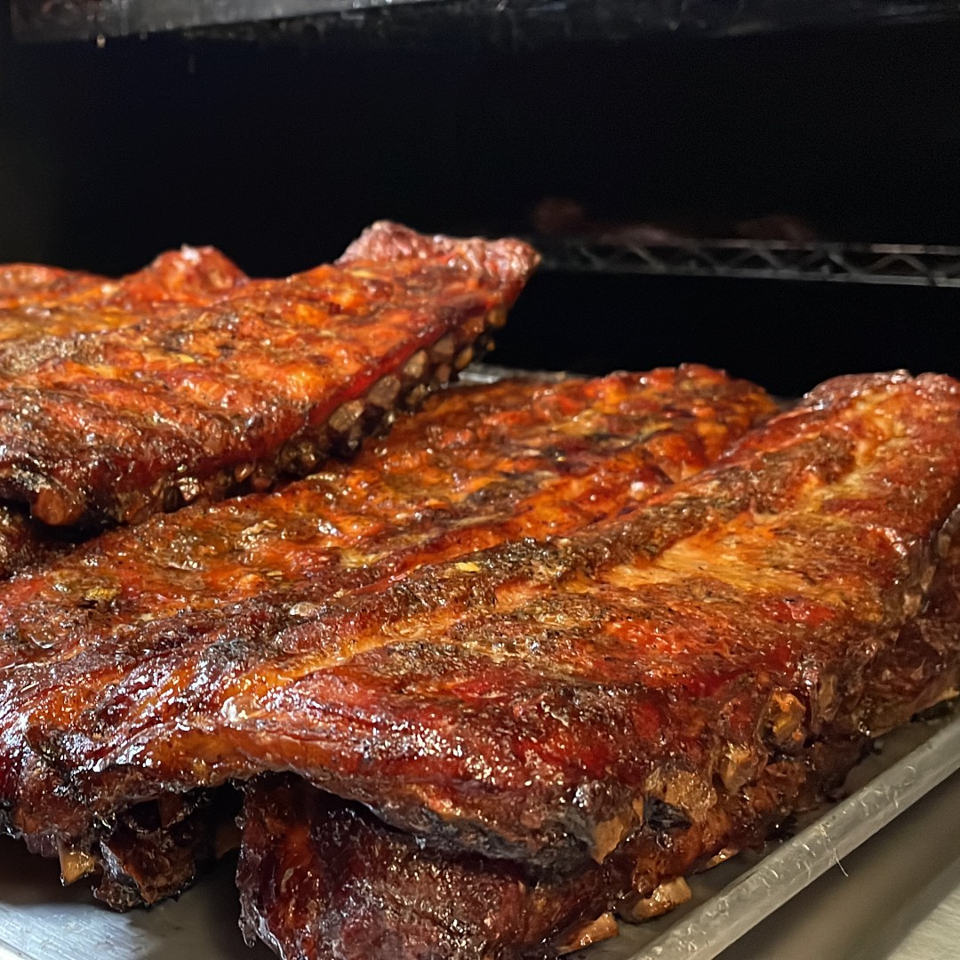 Comin' in hot and fresh! 🔥 🐖  😋

#weekend #weekendvibes #pappyssmokehouse #pappysstpeters #bbq #bbqfoodie #food #smokedmeats #stpetersmo #stcharlescounty #missouribbq #stcharleseats #bbqcaterer #bbqcatering