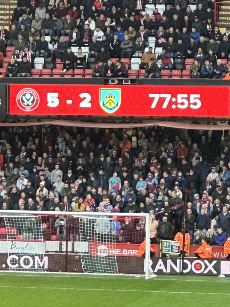 j4sonrr's tweet photo. UTB https://t.co/5joWuwBOhn