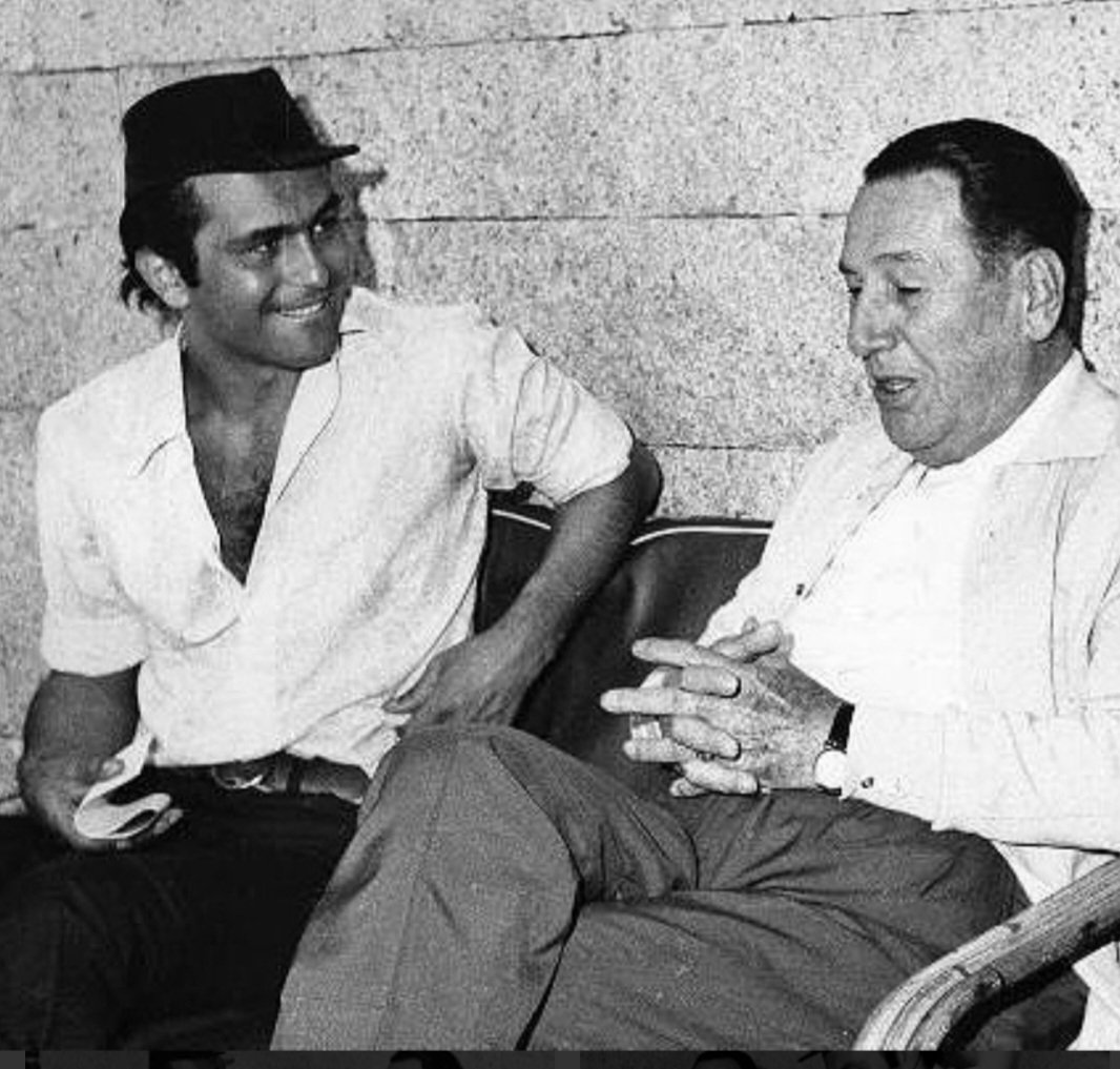 FernandezMaraL's tweet photo. "Me hice peronista porque no se puede ser feliz en soledad”. Leonardo Favio, director, actor, cantautor argentino y peronista. https://t.co/Qd5G4Cks9K