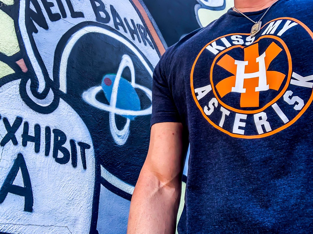 Pop up shop today at Neil’s Bahr!  Come pregame with us &amp; celebrate after the game!