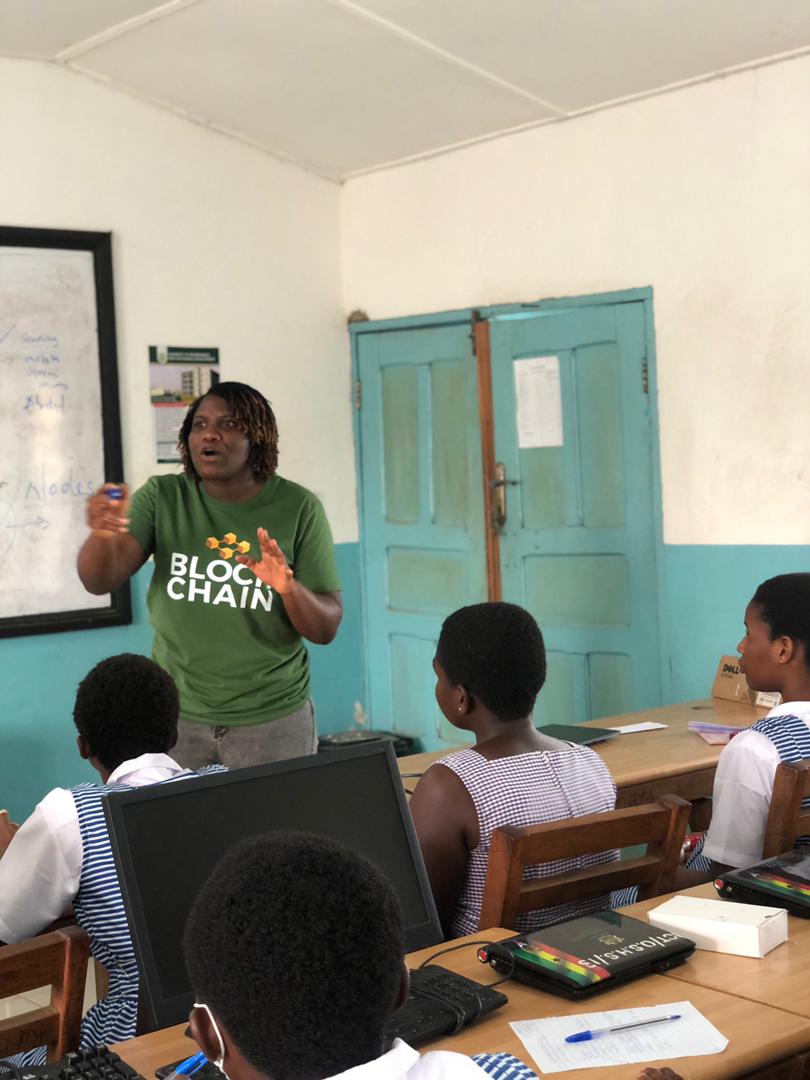 finautho's tweet photo. Wondering what you could have done if you had blockchain and crypto education in high school?😉
Well I took #blockchain &amp; #crypto to O'Reilly Senior High School🇬🇭 and it was an amazing experience🥰 https://t.co/3FTOfm21pT