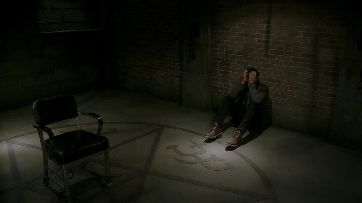 SpnTentation's tweet photo. 2 anos atrás isso aconteceu. Feliz dia 5 de novembro. #supernatural https://t.co/WLIozir8RH