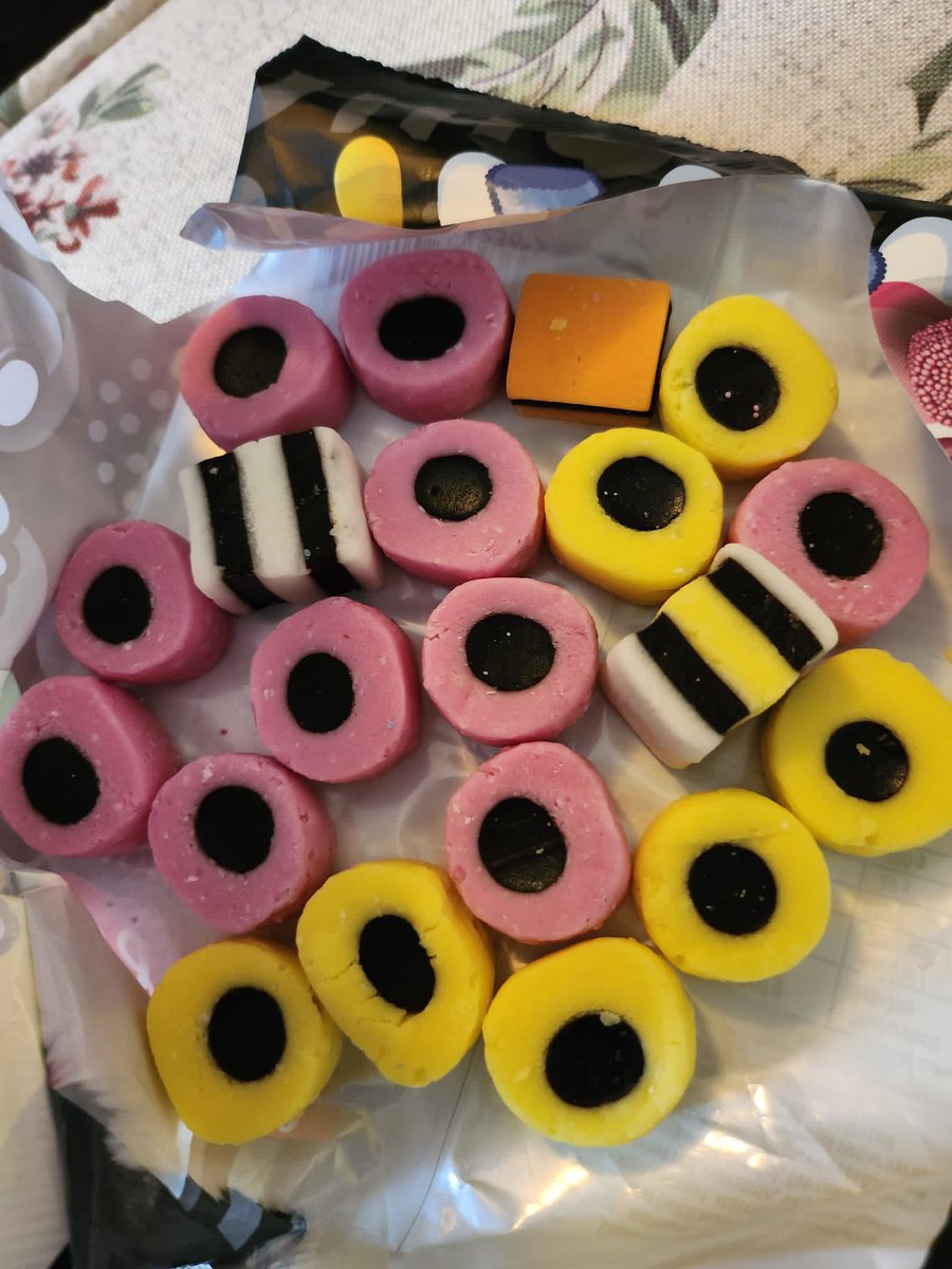 KateDownes106's tweet photo. 17 coconut wheels in my bag of Liquorice Allsorts….. what’s happening? #MaynardsBassetts https://t.co/GDJc1FznKt