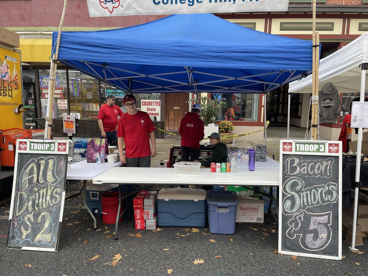NukeHavoc's tweet photo. Time for bacon s’mores at @PABaconFest! Support Troop 3 and enjoy a sweet/savory snack. We have water and soda too! Find us near the intersection of Sitgreaves and Northampton. #EastonPa https://t.co/ny1kKohVPS