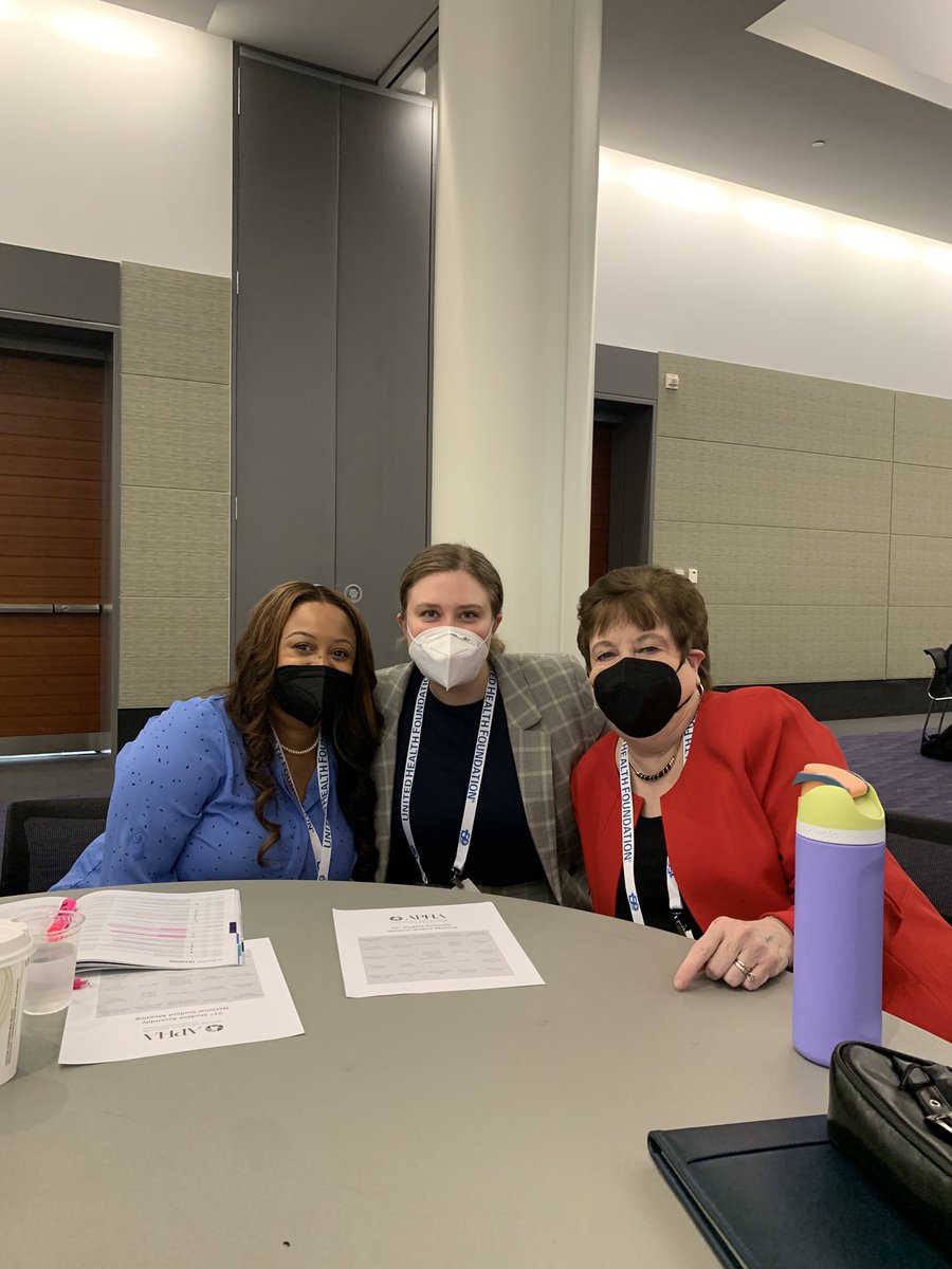 KayeBender9's tweet photo. So fun to be with the Student Assembly at APHA this morning. You are an awesome powerful group  Public health’s future is bright with you guys in charge. @APHAStudents @APHAAnnualMtg https://t.co/OhTwtupcE3