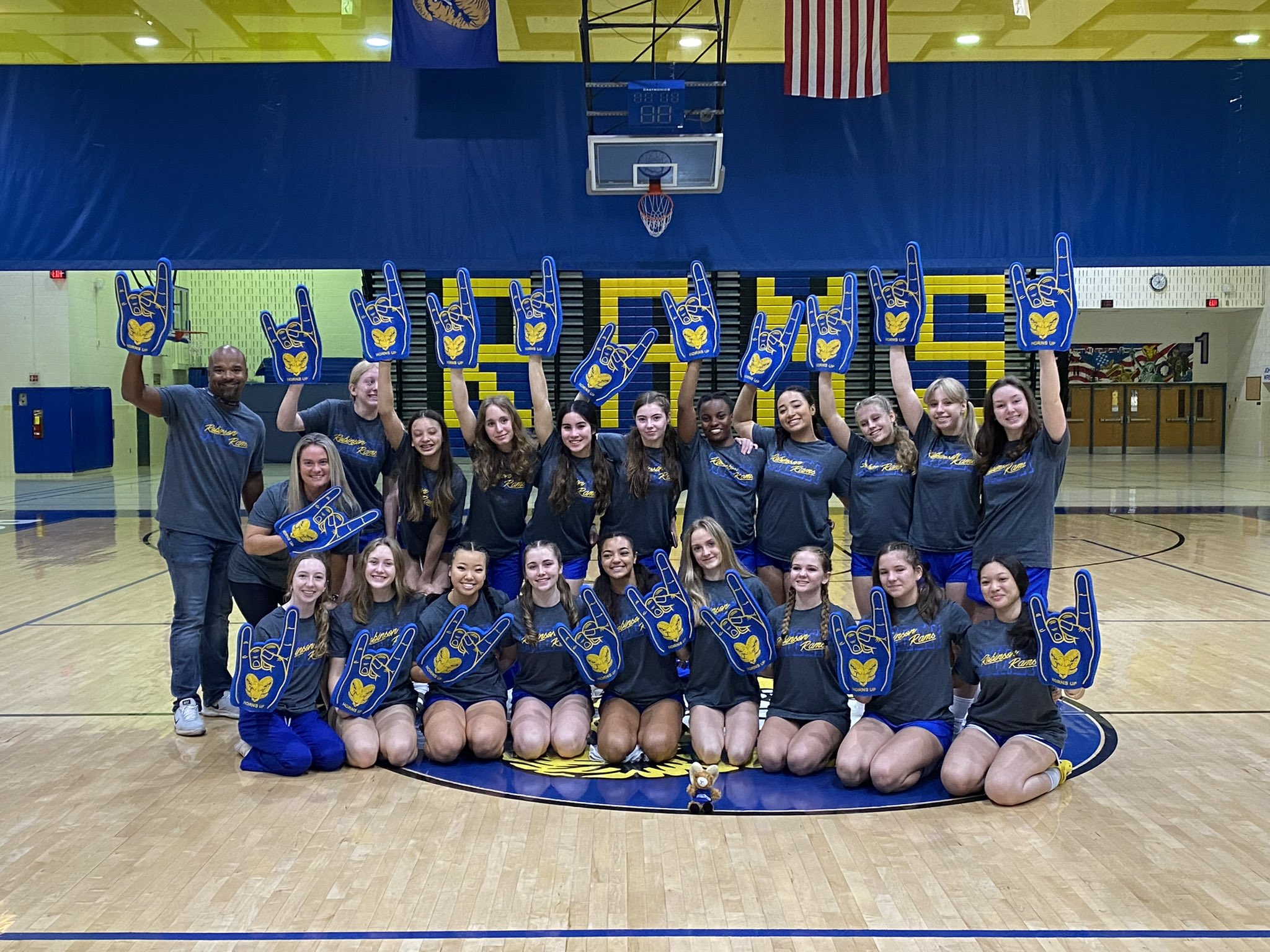 Robinson Secondary on Twitter "Let’s go Rams!!!! Cheer is headed to