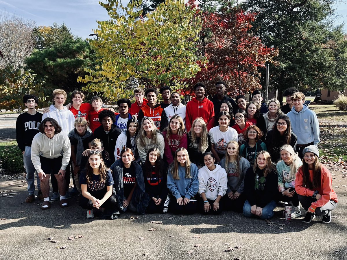 lcervetto's tweet photo. I feel so extremely blessed to have gone on the kairos retreat with these amazing young men and women. https://t.co/nbq14fAKiW