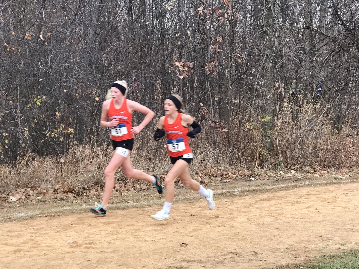 Strong runs from @FarmingtonHS_XC this morning at the State Meet! Great morning weather to run! #WeAre192