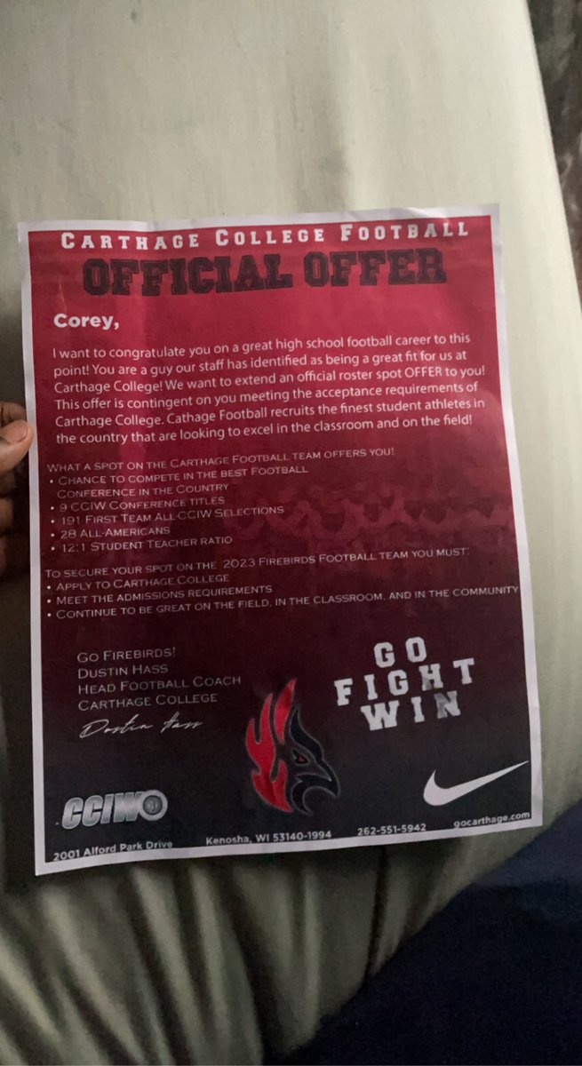 coreyvsdawrld's tweet photo. I am beyond blessed to say I have received my first offer from Carthage college. Thank you to @CoachDustinHass and @Carthage_FB for the offer to play football at the next level! @RhsSpartanfball @PrepRedzoneIL @CoachBigPete @DeepDishFB @SpartansBooster https://t.co/YwgHsPayDi