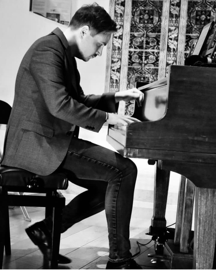 Our second pianist on 27th Nov is…Adam Blosse! Catch him on insta (adamblosse) - as you can see he’s certainly dramatic enough for #brahmsrequiem!