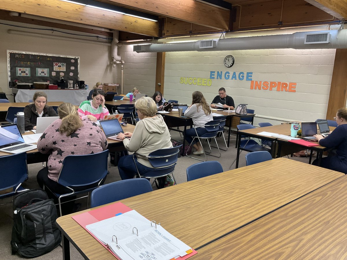 Spending the AM with great <a href="/MooreSchools/">Moore County Schools</a> teachers building lessons that merge #CS standards with core instruction. Our “mCS” is funded through a grant from NCDPI Digital Teaching and Learning and the lessons will be available across the state in NC GoOpen in May <a href="/LindseySipe/">Lindsey Sipe</a>