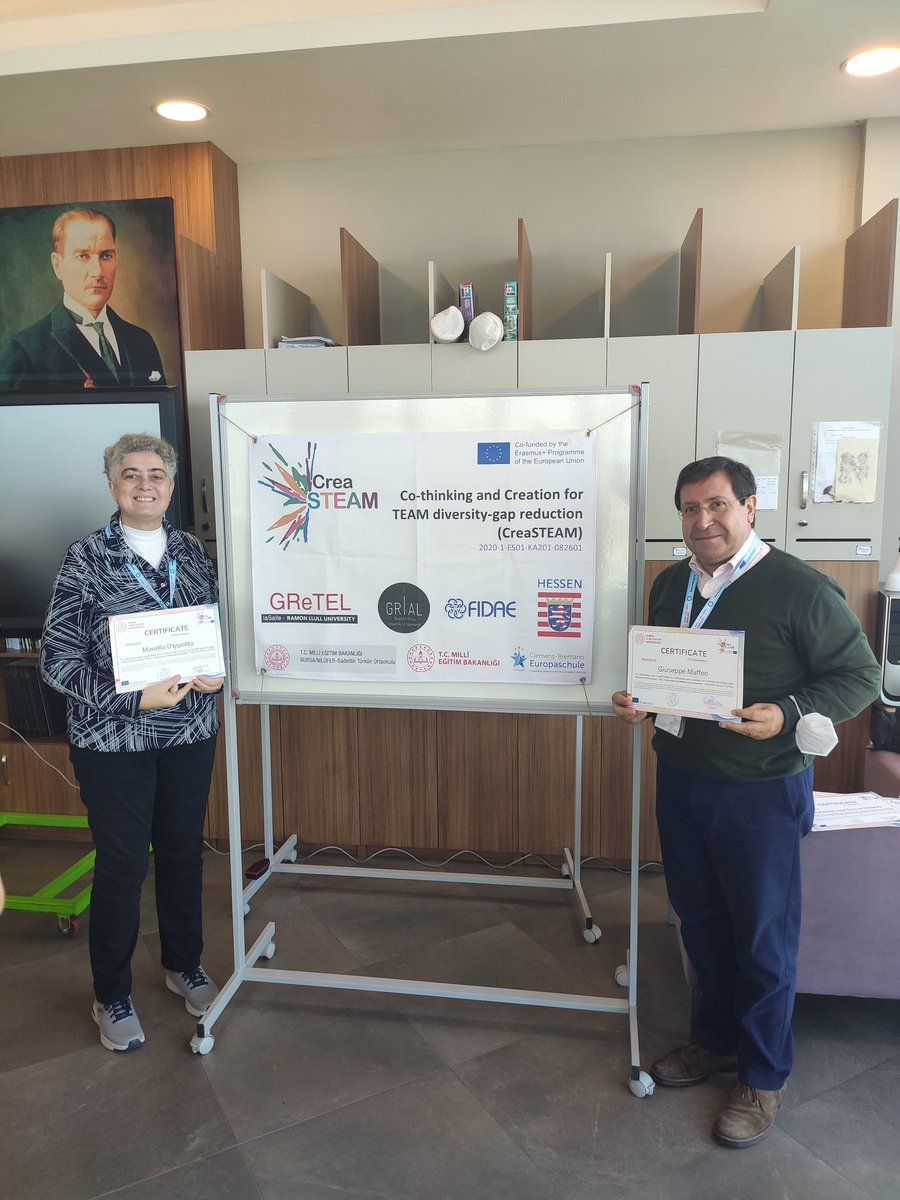 sadettin_turkun's tweet photo. Erasmus+ Creasteam projemiz kapsamında son toplantımızı Mesafe Kolejinde gerçekleştirdik. @niluferilcemem @bursailmem16 #CreaSTEAM @CreaSTEAM_proj https://t.co/QQKOM9Ec88