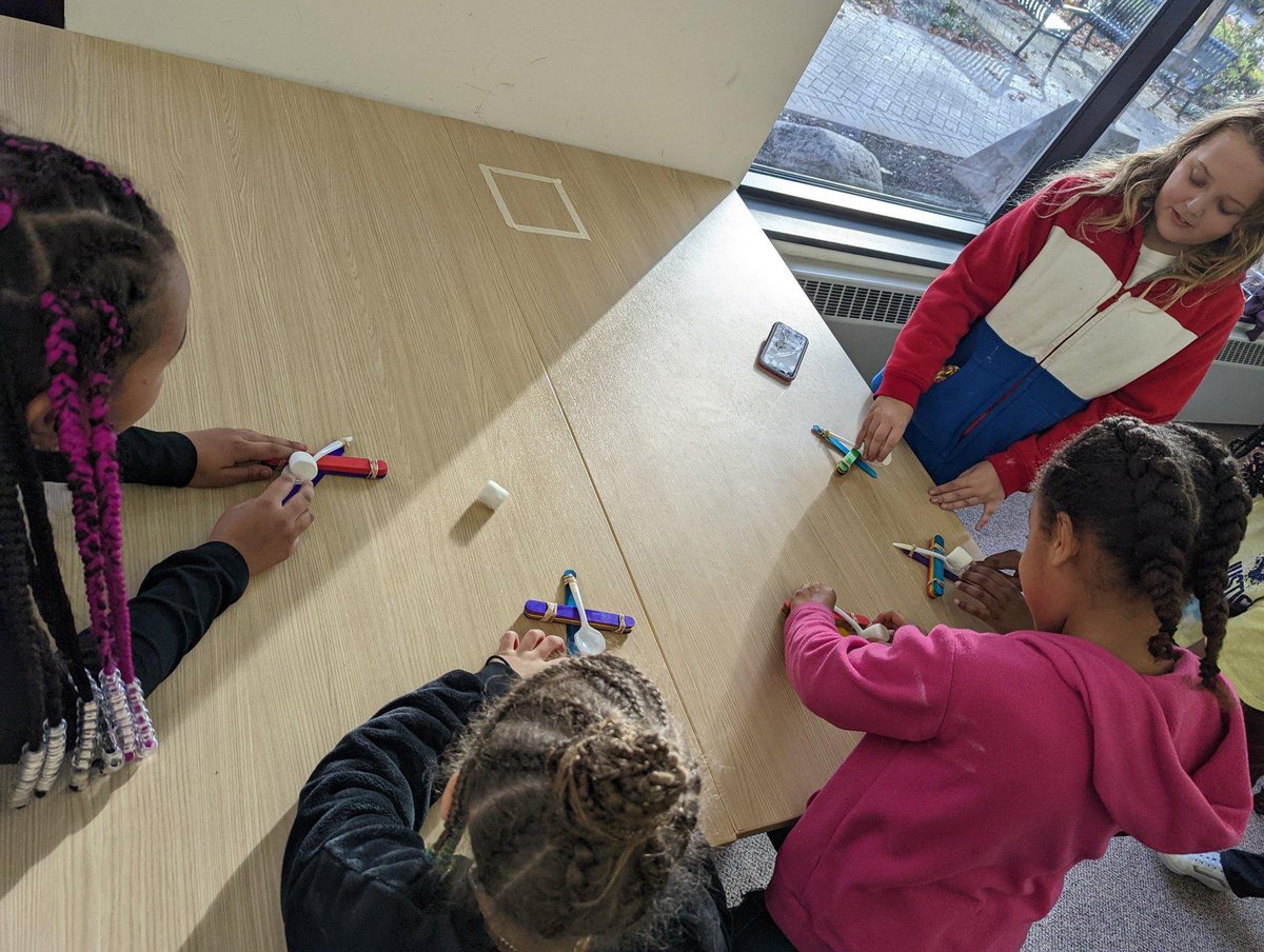 <a href="/RCSDsch42/">Abelard Reynolds School 42</a> girls are enjoying @we_at_rit they made magic with marbles <a href="/RCSDNYS/">Rochester City School District</a> @ChiefDemario