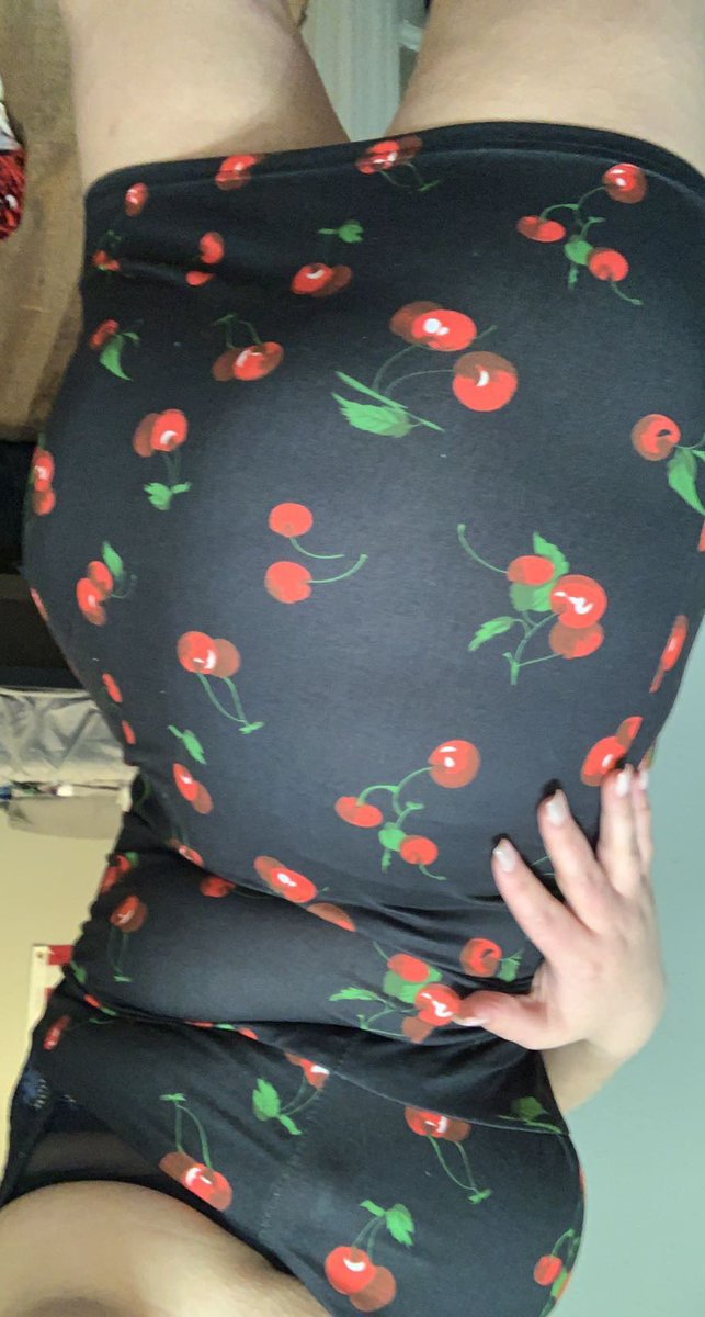 whore_era04's tweet photo. i need money for a new toy, who can help me out?? i’ll send lots of pics n vids when i get it 😉🫶🏼#nsfwtw #horny #whore #sellingcontent #slutmeout #cashapp #bbc #cumslut https://t.co/Pka3oU30RU