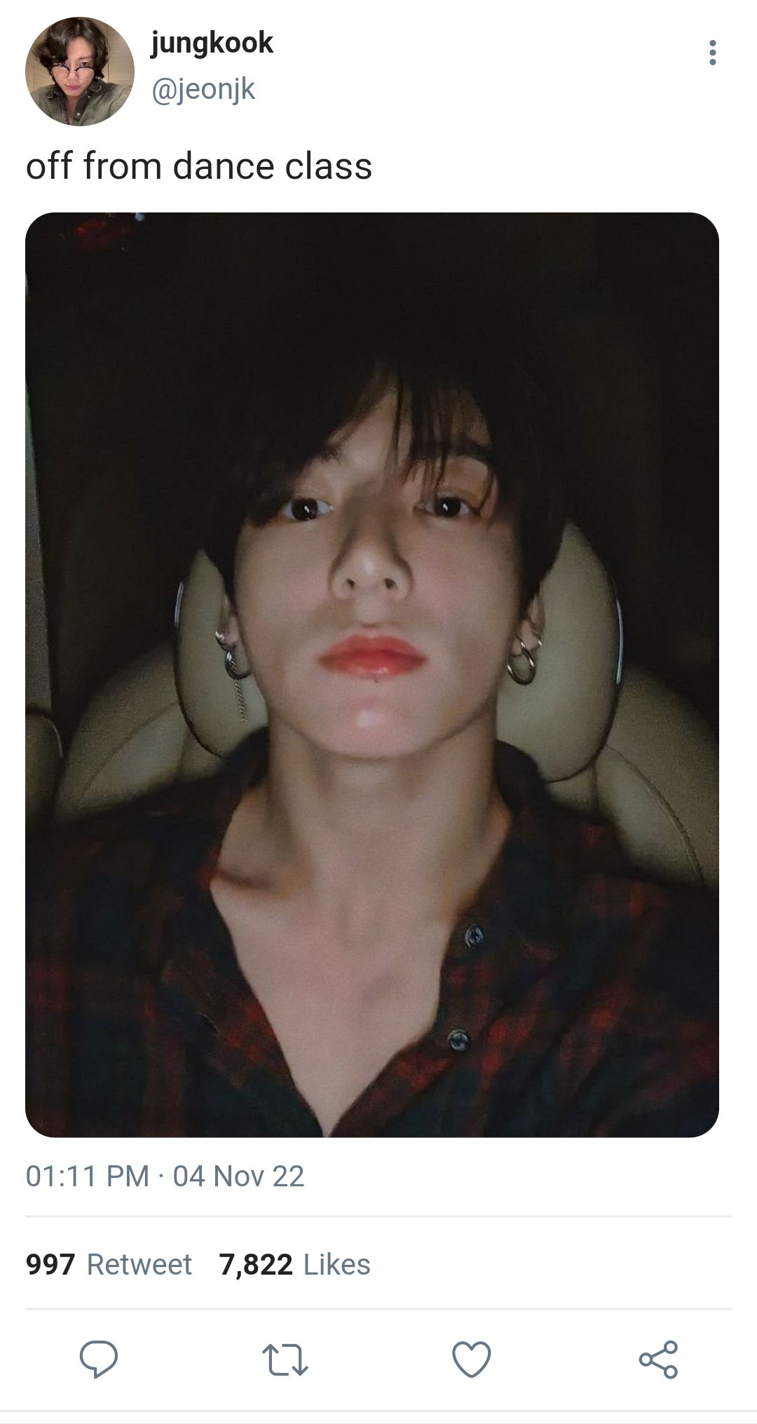 li-on-twitter-taekookau-where-alpha-taehyung-and-beta-jungkook-have