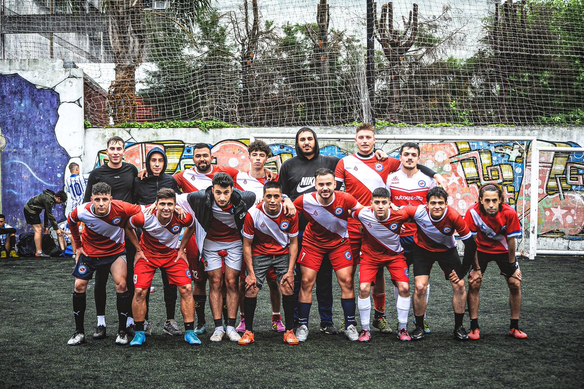 ¡MÁS UNIDOS QUE NUNCA!

#ElSemilleroDelMundo🐞