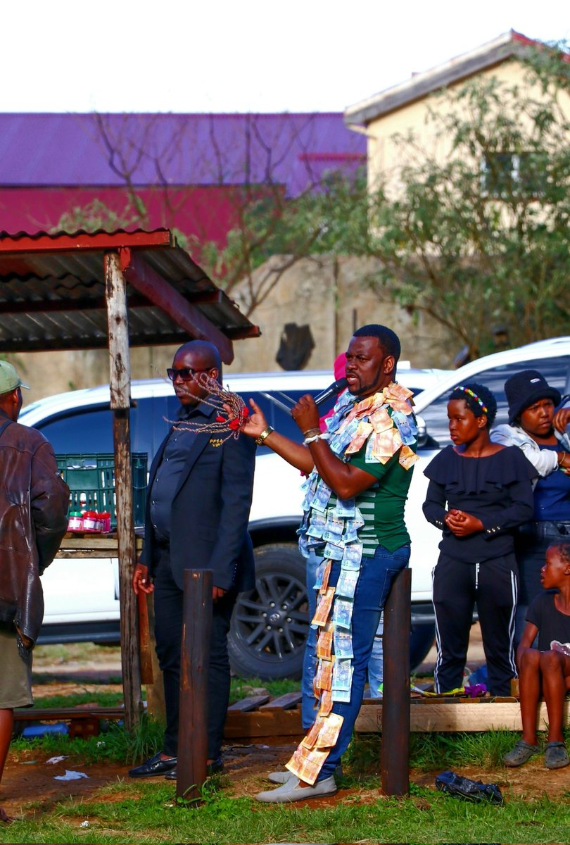 Monique van der KZN 🇿🇦 tweet media