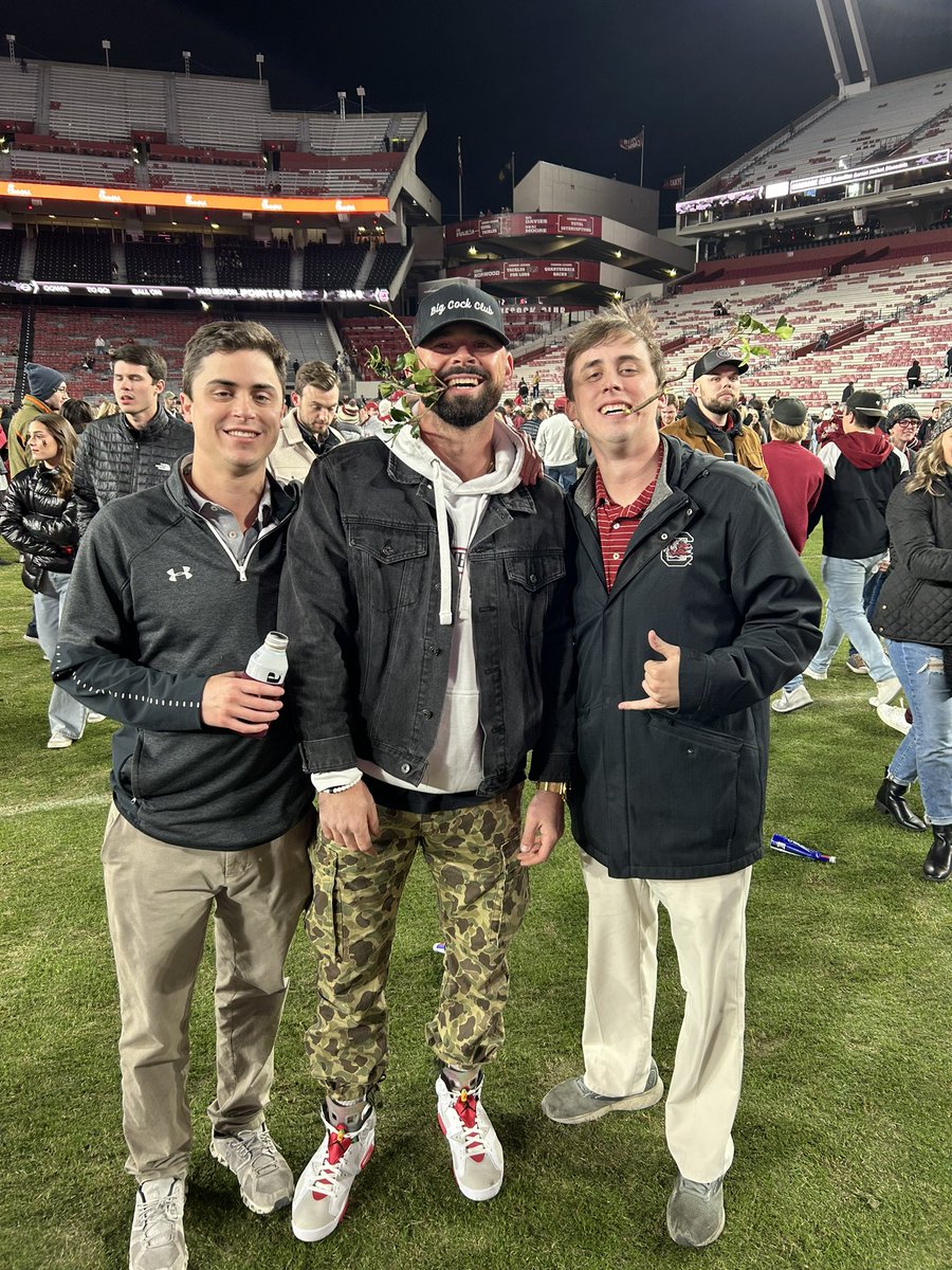 Feels good to be good @TheSpursUpShow <a href="/Chapman_era/">Elliott Chapman</a>