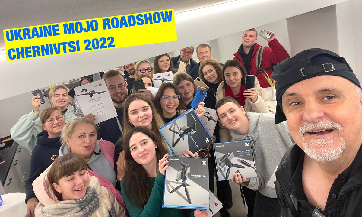 #ukrainemojo our 3rd mojo workshop was held in Chernivtsi in the west. We had continuing issues with power outages and had to use a generator to complete training. Our training room was underground, which seemed appropriate. Incredibly talented participants. In SOLIDARITY.