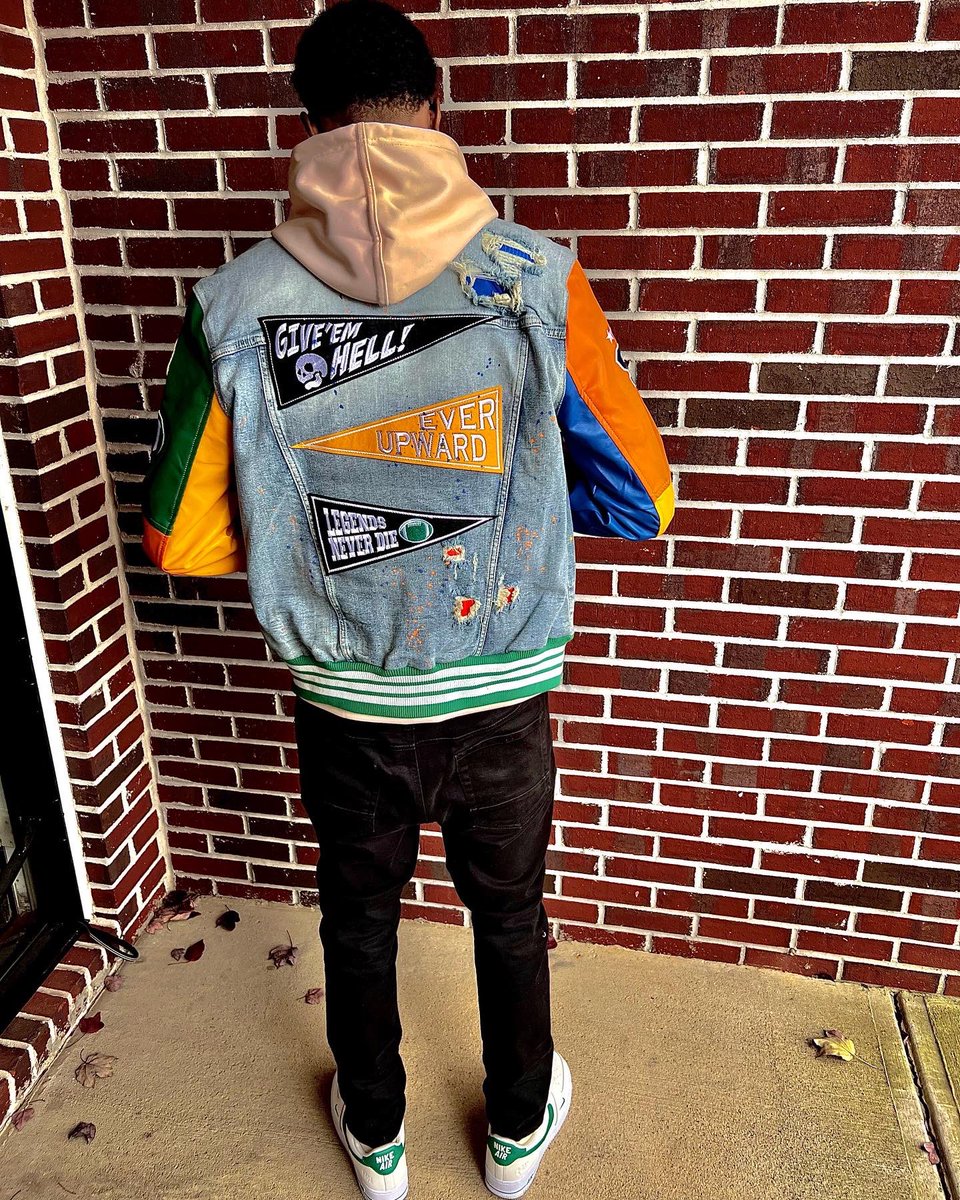 rea1Trap's tweet photo. https://t.co/CBlgsOhCMZ