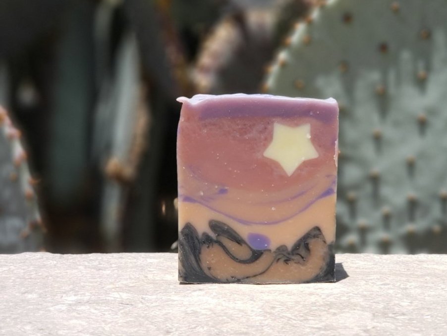 BlueWaveSoaps's tweet image. So dreamy 🤩