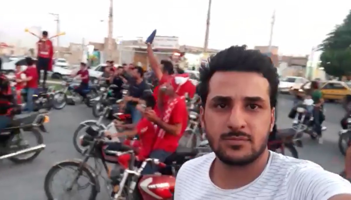 szamanzadeh's tweet photo. محمدحسین قنواتی
کشته شده در تاریخ 15 نوامبر 2019 (آبان خونین)
26 ساله
طرفدار پرسپولیس
/24
#SayTheirNames https://t.co/L9XGGx5F4P