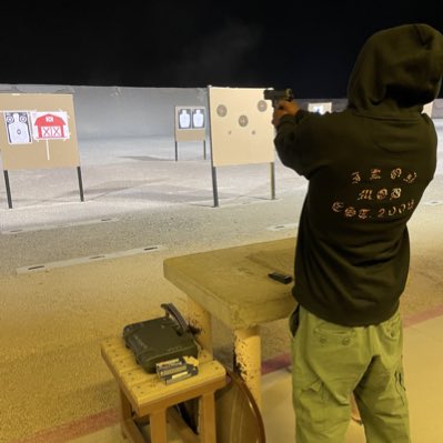 240oz's tweet photo. #NewProfilePic https://t.co/zXN8uWkdmC
