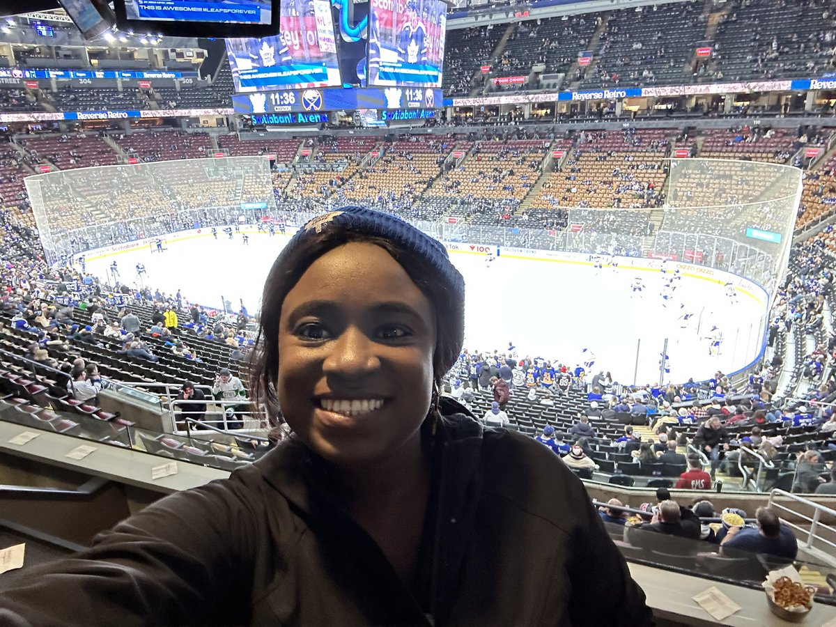 sayoblessed's tweet photo. #leafsforever https://t.co/24IBoT2i6d