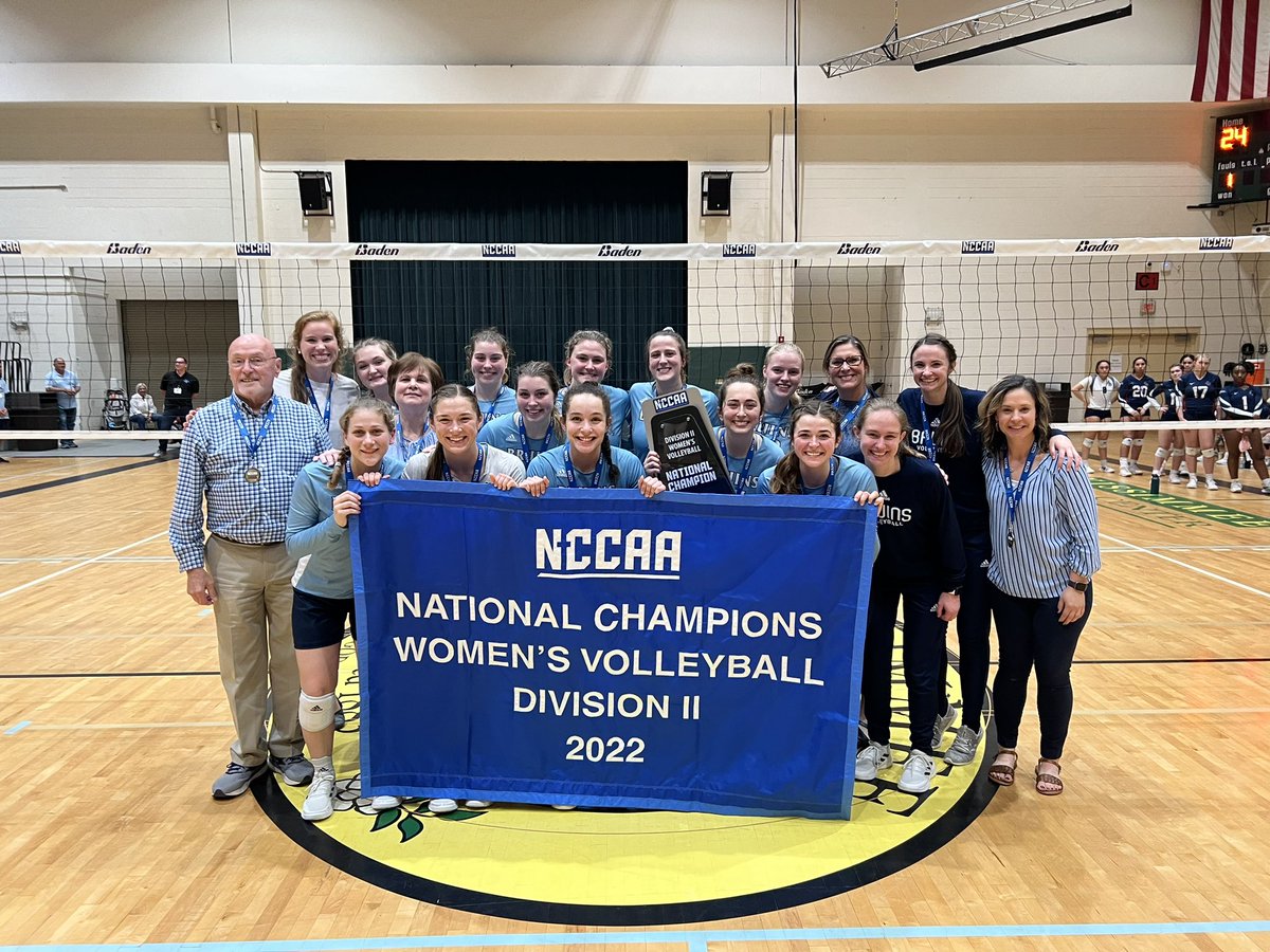 BJUBruins's tweet photo. Banner 📸🐻🏐 https://t.co/UxW0LH7lJl