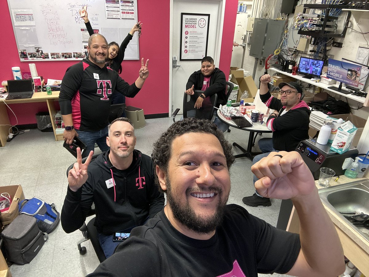 Jonathan Villegas Villalta (JV) (@fluncarrier) on Twitter photo So proud of my team, they make sure customer experience is always elevated and as a results magics happens. 45 acts today! 💥🔥💪🏽 - 40 BTS in two days also 🫶🏽😉🤫 <a href="/TonyCBerger/">Tony Berger</a> <a href="/_MSing_/">Michael S</a> <a href="/DaveMayeux/">David Mayeux</a> <a href="/EddiePryor7/">Eddie Pryor</a> <a href="/chrisgree/">Chris Green</a> <a href="/PaulBowley/">Paul Bowley</a> <a href="/RakinMirza/">MM</a> <a href="/MarielaPerezATL/">Mariela Perez</a> So proud of my team, they make sure customer experience is always elevated and as a results magics happens. 45 acts today! 💥🔥💪🏽 - 40 BTS in two days also 🫶🏽😉🤫 <a href="/TonyCBerger/">Tony Berger</a> <a href="/_MSing_/">Michael S</a> <a href="/DaveMayeux/">David Mayeux</a> <a href="/EddiePryor7/">Eddie Pryor</a> <a href="/chrisgree/">Chris Green</a> <a href="/PaulBowley/">Paul Bowley</a> <a href="/RakinMirza/">MM</a> <a href="/MarielaPerezATL/">Mariela Perez</a>