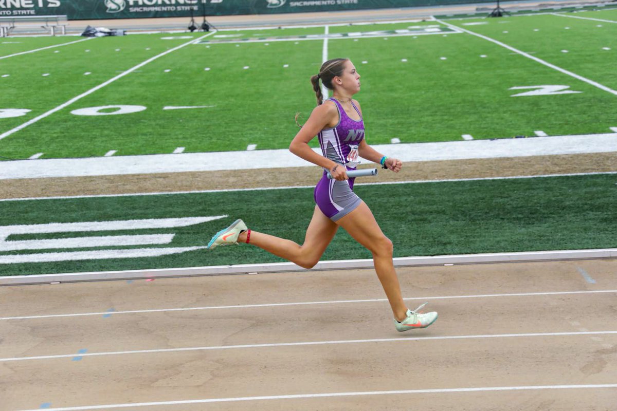 junior olympics 2022 #classof25 #trackandfield #400mh #relays #highjumper