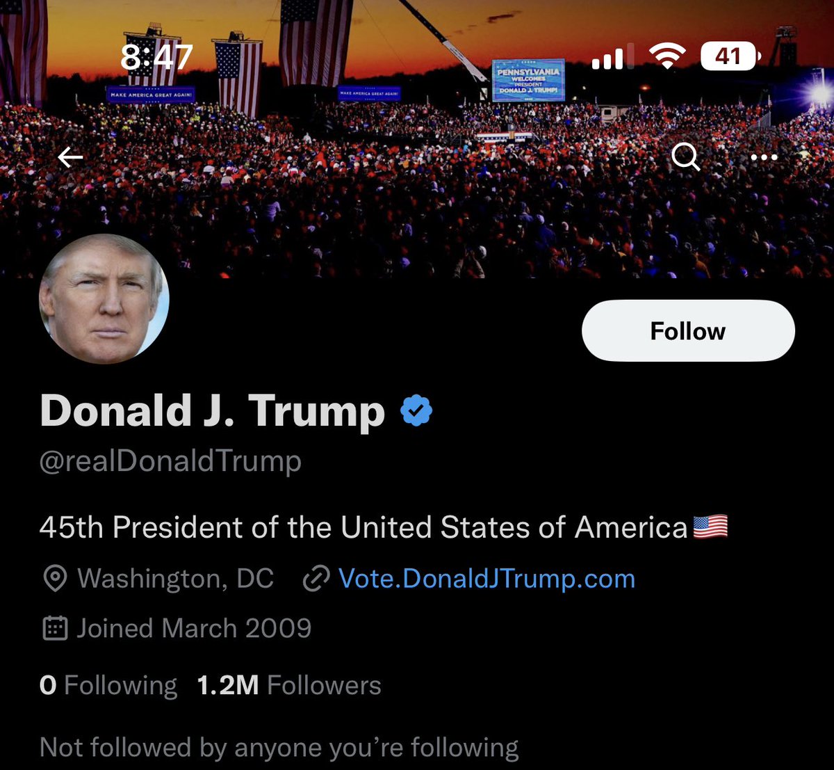 Lukewearechange's tweet photo. Holy cow, the former President of the United States is back on twitter! https://t.co/cEa9Bke0Hp