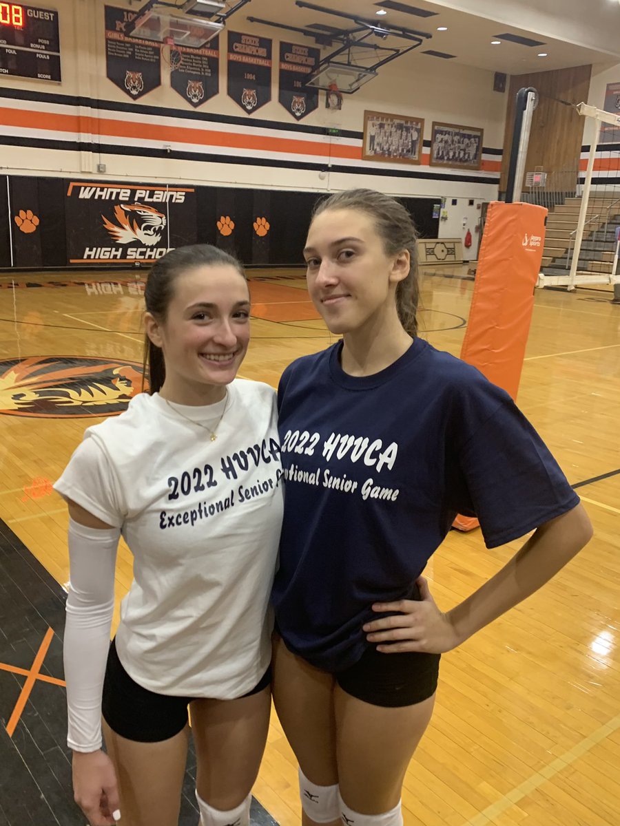 HVVCA hosted the Exceptional Senior Games today at WP. Two Huskies took the court! Way to play Sabrina &amp; Cass 🙌