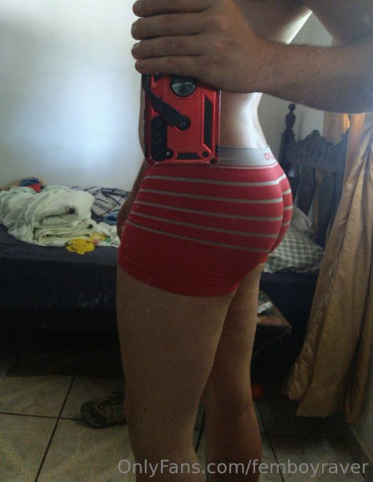 I walk around my house in front of my family in these hehe...am I bad? #Femboy https://t.co/KOK9q5T1