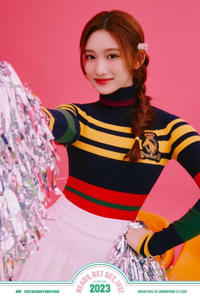 IVE 2023 SEASON'S GREETINGS 
<READY, GET SET, IVE!>

CONCEPT PHOTO

🎾 PRE-RELEASE
: 2022.11.23 WED 4PM (KST)

#IVE #아이브
#장원영 #리즈 #이서
