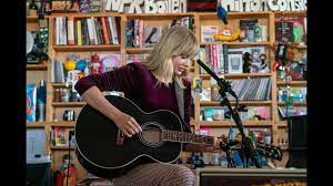 DanielB69842312's tweet photo. If Taylor Swift came to your home with her acoustic and was willing to play one song to you and only one, what would you choose? https://t.co/979XCgNat5