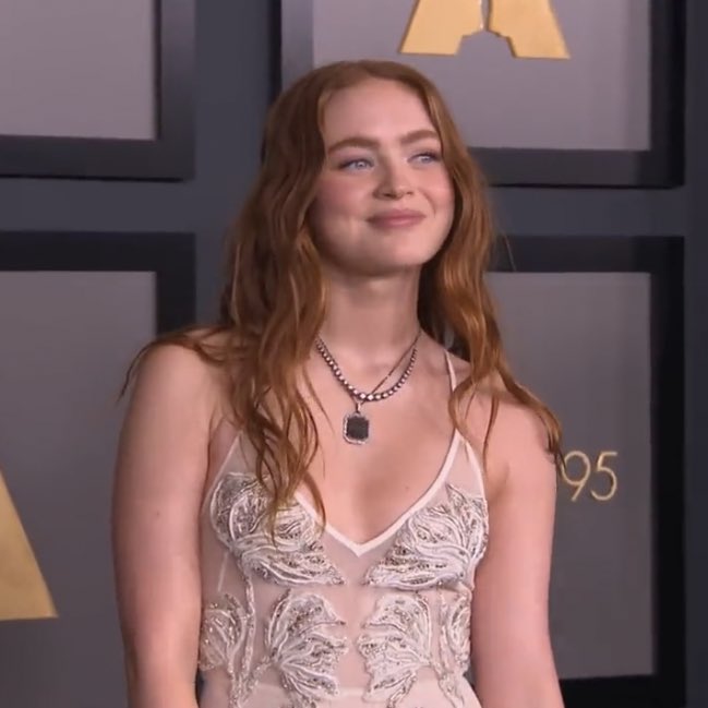 sadie thinker tweet media