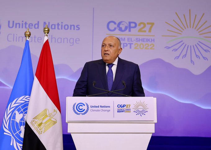 EIFHRD's tweet photo. أطلع وزير الخارجية #سامح_شكري رئيس #COP27 وسائل الإعلام على المفاوضات الجارية بما في ذلك وضع نص متوازن ومثمر وحث الأطراف على إظهار عزمهم للتوصل إلى توافق في الآراء
#المؤسسة_المصرية_الدولية_لتنمية_الموارد_البشرية
#التنمية_المستدامة_2030
#قمة_المناخ🇪🇬
#تغير_المناخ
#كوب27🇪🇬
#مصر🇪🇬❤️ https://t.co/uEFuh2j0kY