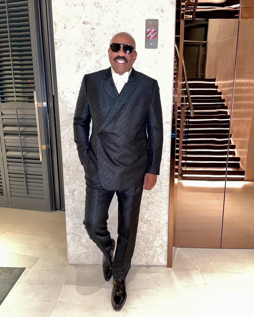 Steve Harvey tweet media