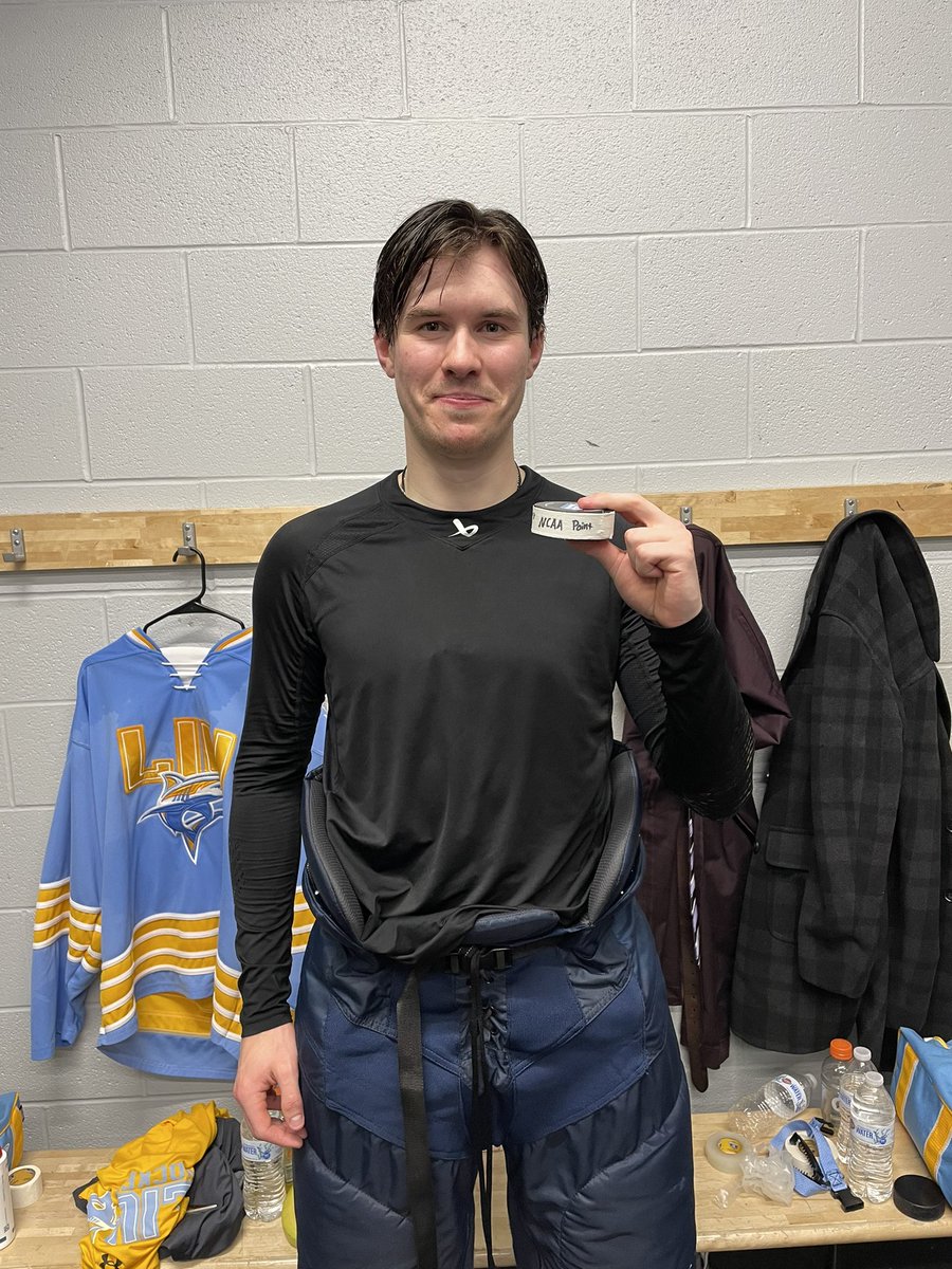 LIUMHockey's tweet photo. A couple of first NCAA points tonight in our 5-1 win over Assumption!

Congrats Tyler (@tkostelecky10) and Cade (@cade_6mason) 🦈 https://t.co/SfdAQcqdDA