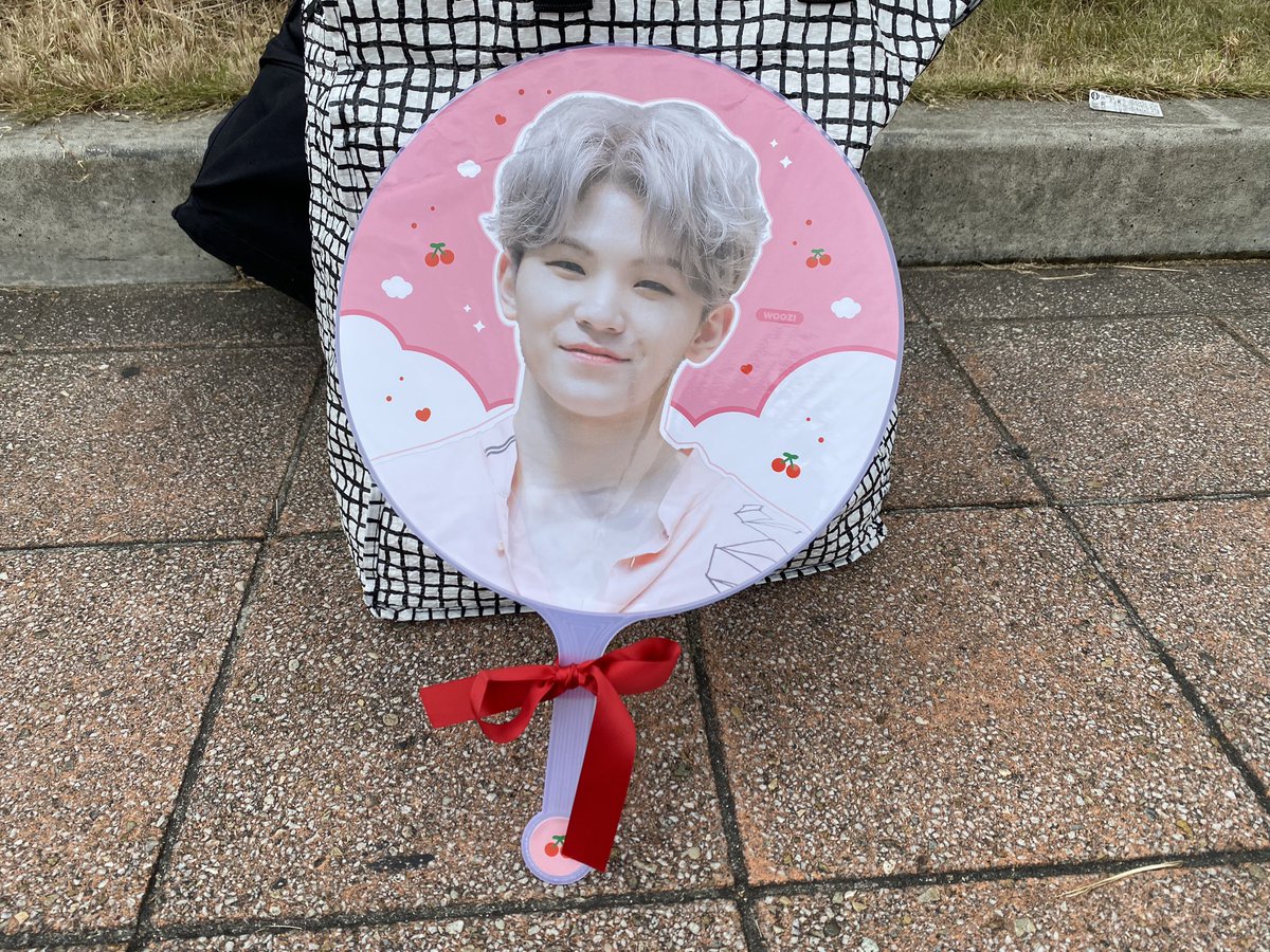 無料配布をはじめます!
過去に販売したグッズですが、諸事情により無料配布します🙏🏻

大阪のみですので、本日が無料配布の最終日です🙇🏻‍♀️是非お越しください^^💕