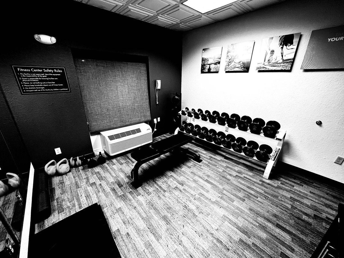 Wid_Lyman's tweet photo. Long day of travel. Tired. Would rather not exercise. 

Was reminded of @nick_lavery_ in that moment.

Mission doesn’t change.

Grateful for your story. 

#objectivesecure https://t.co/xDz7EyPCWn