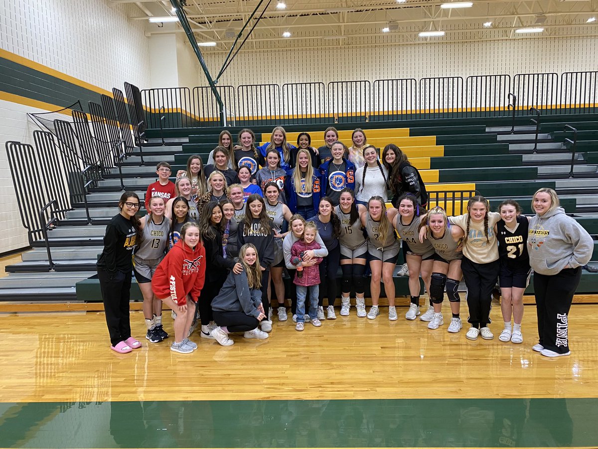 Basketball family is basketball family!! Continued prayers for Chico during this time🙏🏻