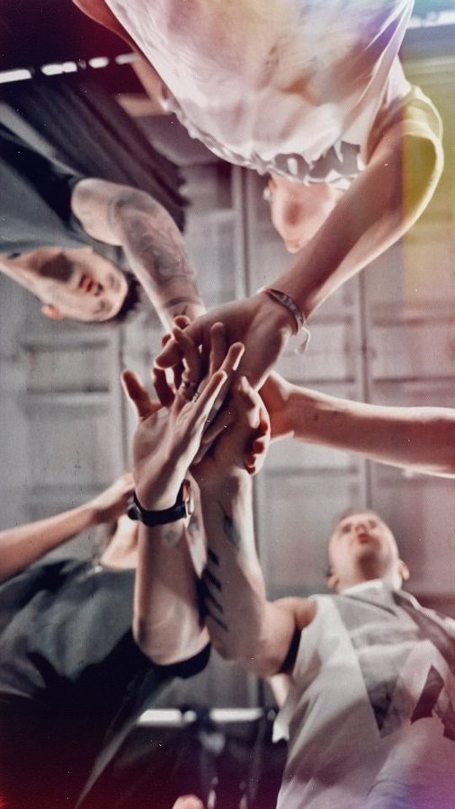 MiriamAdaneli's tweet image. WE COULD BE GREATEST TEAM THAT THE WORLD HAS EVER SEEN.

I'm voting for #OneDirection "Story Of My Life" (2013) for best performance #AMAsFanFavorite  at the #AMAs