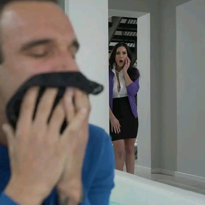 أعشق الست الاربعنينة الناضجة حتي العبادة فأنا مثل البركان الثائر أريد الاقتراب منكي تعالى