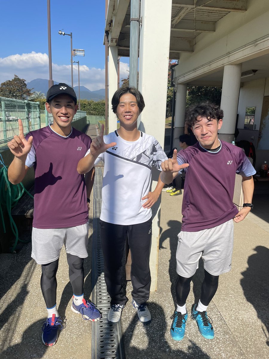 rpresent_ngsk's tweet photo. 【大岡杯・団体戦🏆】
本日は南島原市有家にて大岡杯が開催されています！

レペゼン長崎からは
松本、畑本、垣本

助っ人として
岡(SS AOI)
佐藤(長崎南山クラブ)
松崎(GFC)

福大OBに
平川選手が出場

現在、予選2勝です！！
優勝目指して頑張ります🔥 https://t.co/B1JQLKuPPe